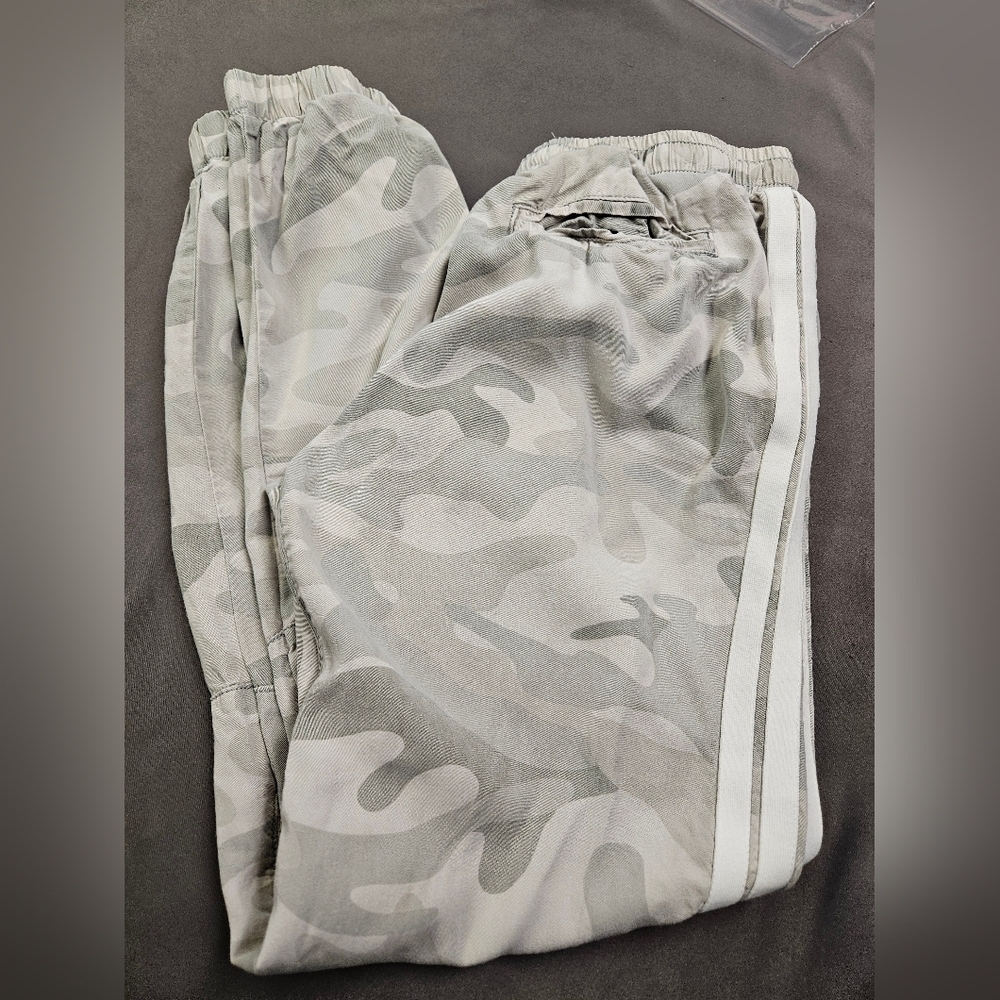 Vintage Havana Pants Women Medium Green Camo Jogger Contrast White Stripes